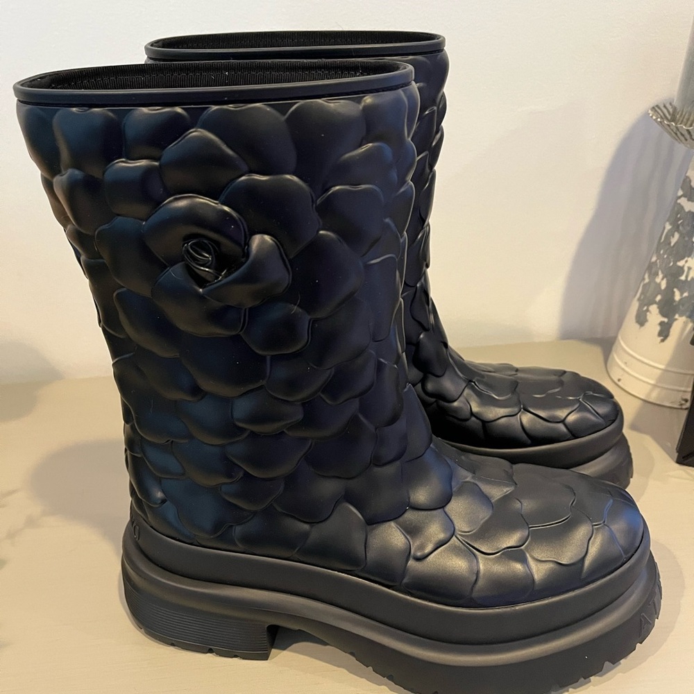 Valentino Garavani Atelier Rain Boots